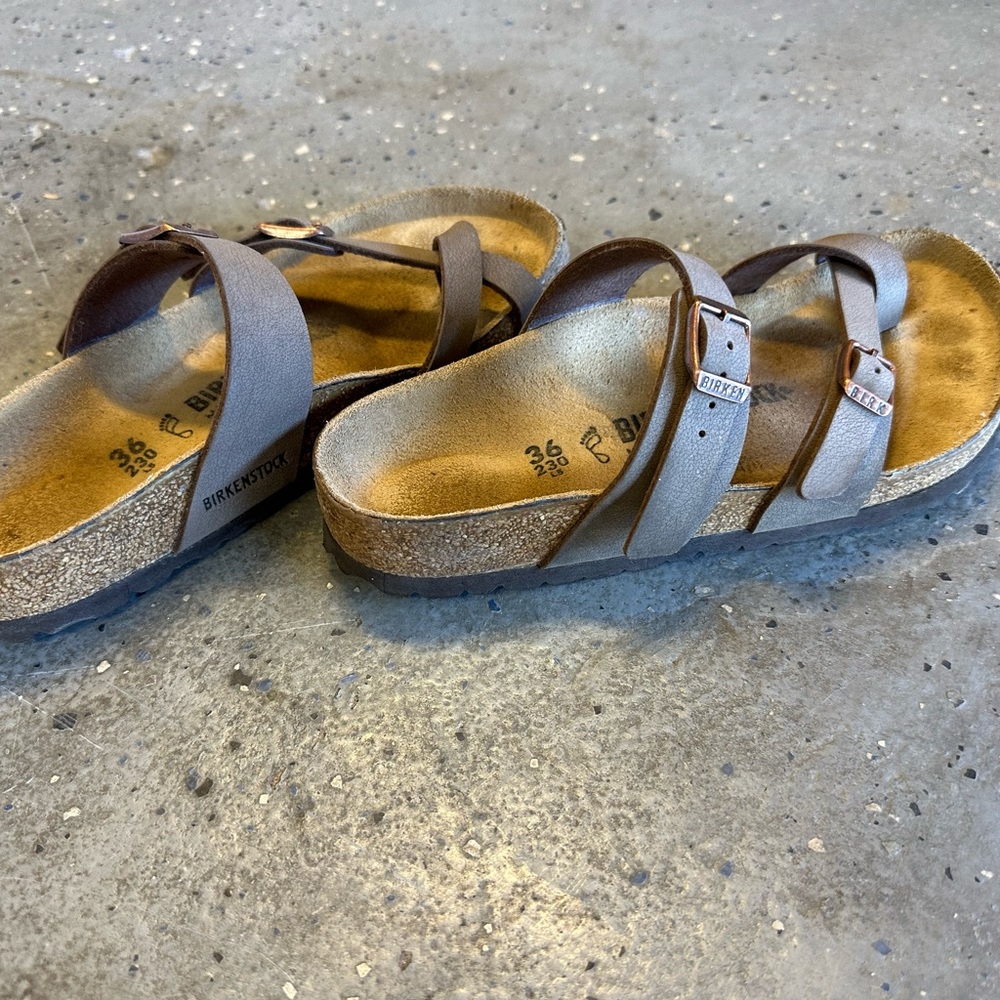 Birkenstock Brown Sandals Size 5.5 US / 36 EU